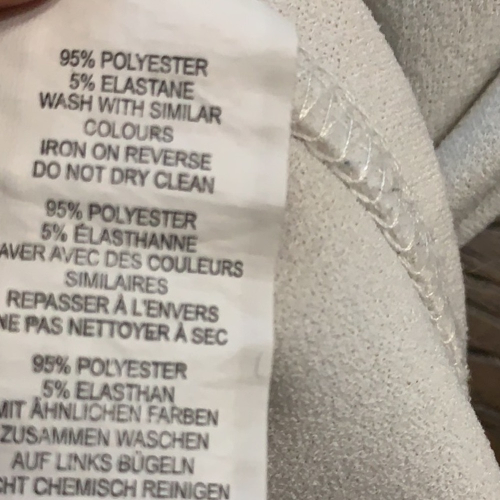 Boohoo white top - Picture 14 of 17